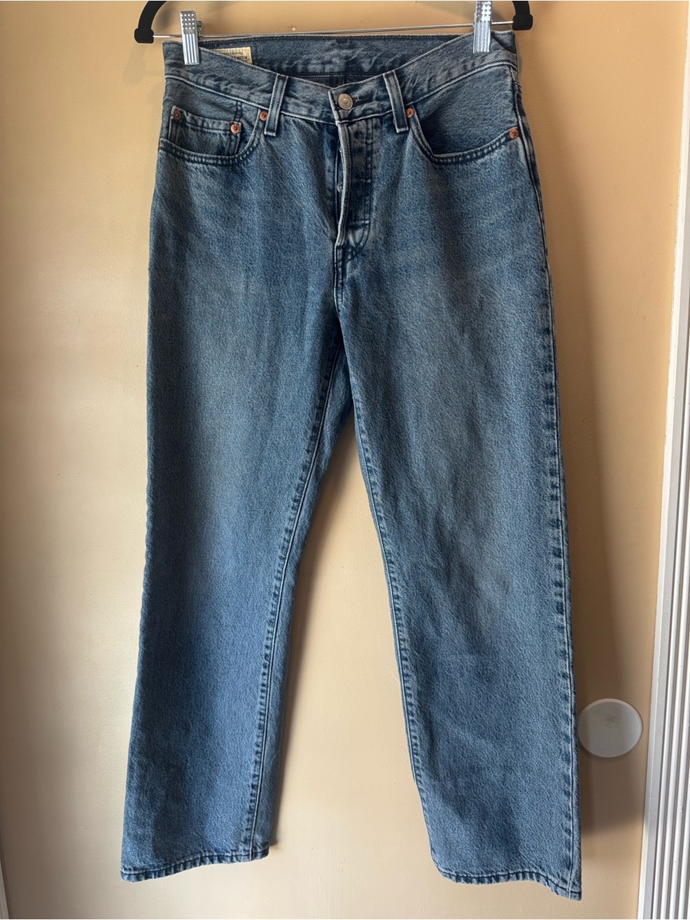 Levi’s Premium 601 90s Women’s Jeans High Rise Straight Leg Buttonfly W26 L30